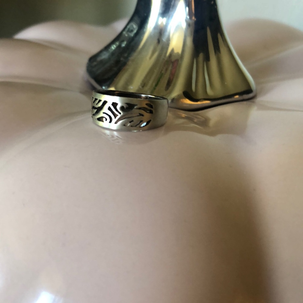 Sterling silver ring - Picture 2 of 5